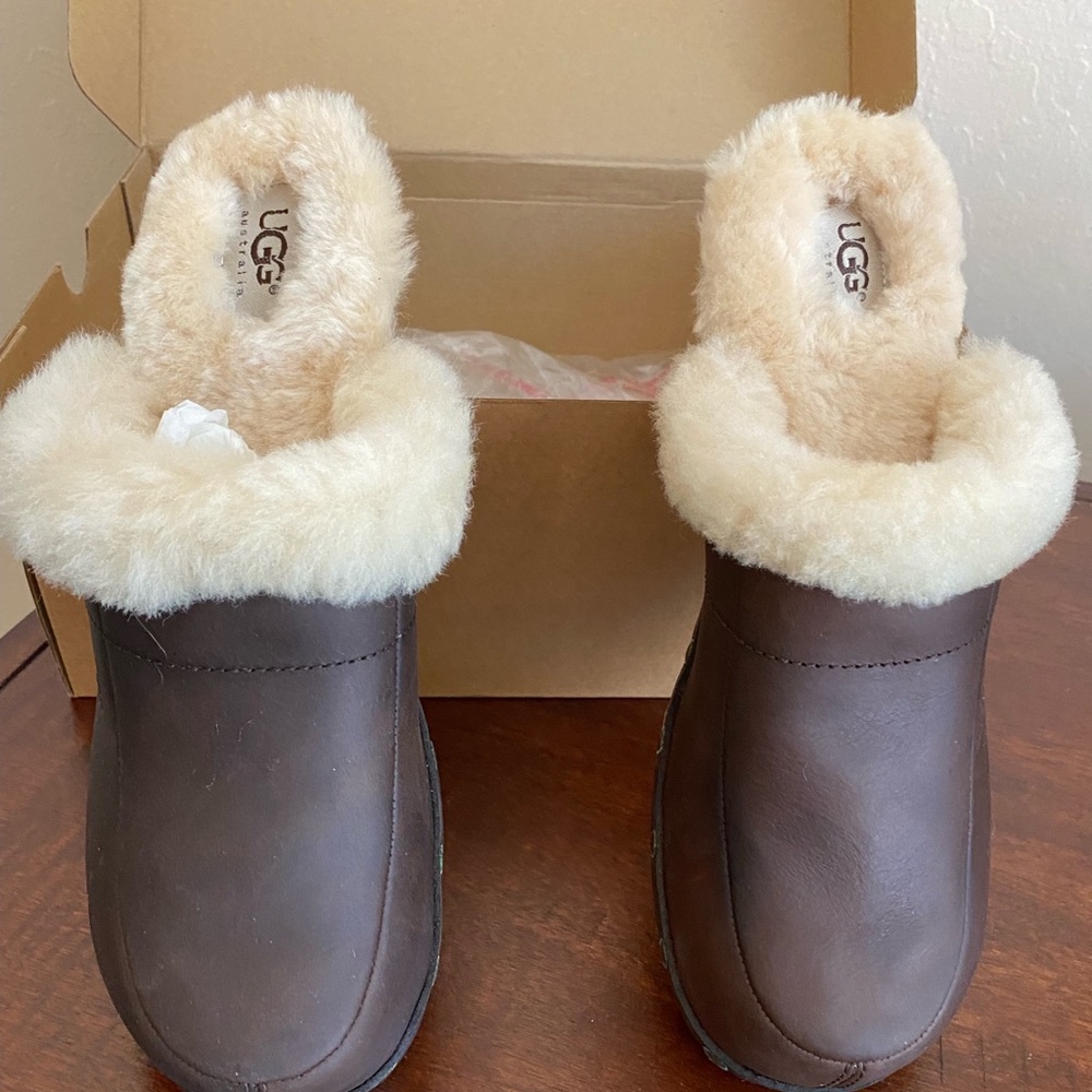 Ugg Australia Womens clogs